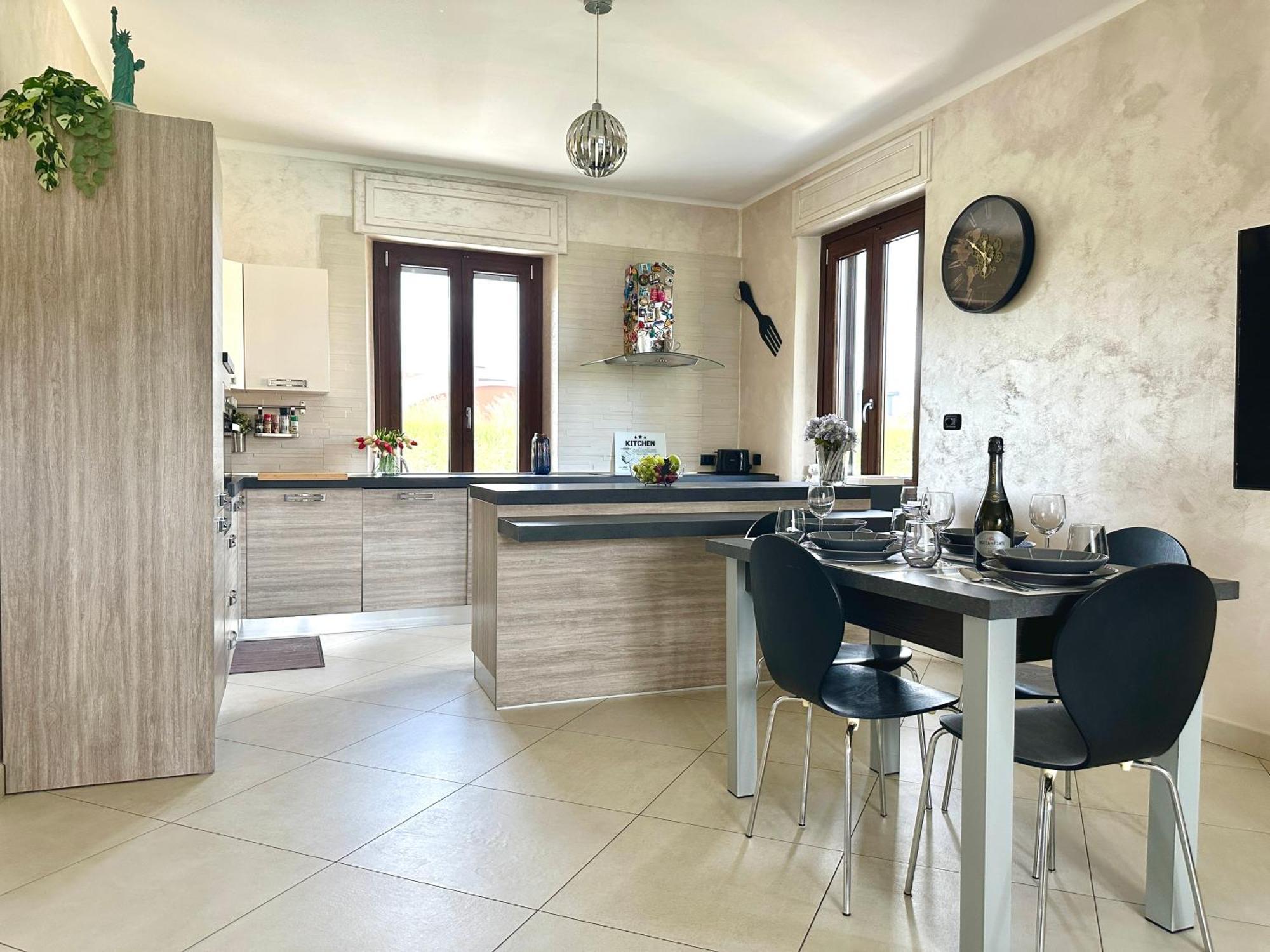 Appartamento In Villa Con Piscina Privata E Jacuzzi Ad Uso Esclusivo Ривароло-Канавезе Экстерьер фото