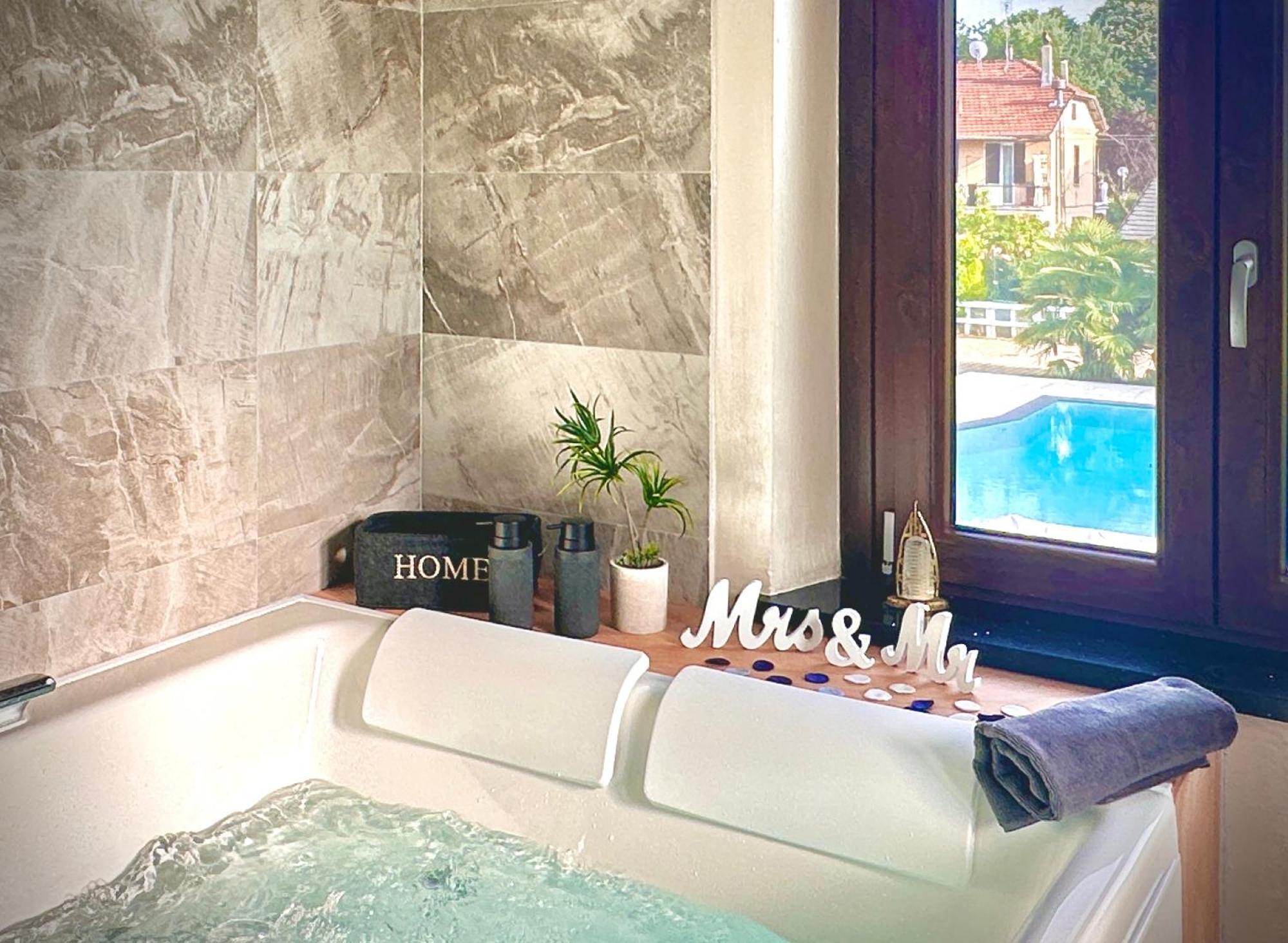 Appartamento In Villa Con Piscina Privata E Jacuzzi Ad Uso Esclusivo Ривароло-Канавезе Экстерьер фото